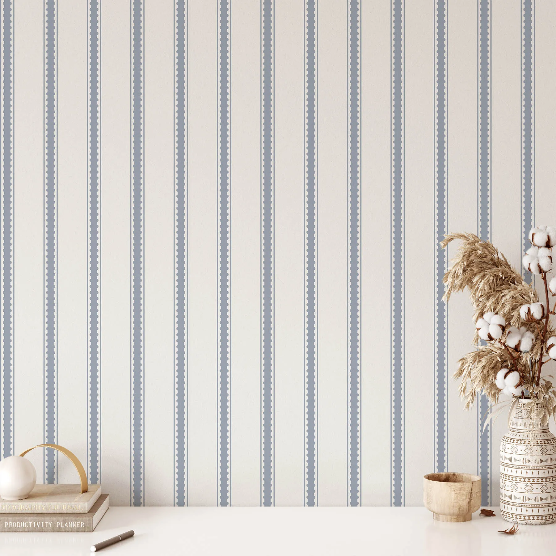 Elegant Blue Striped Seamless Pattern preview 2