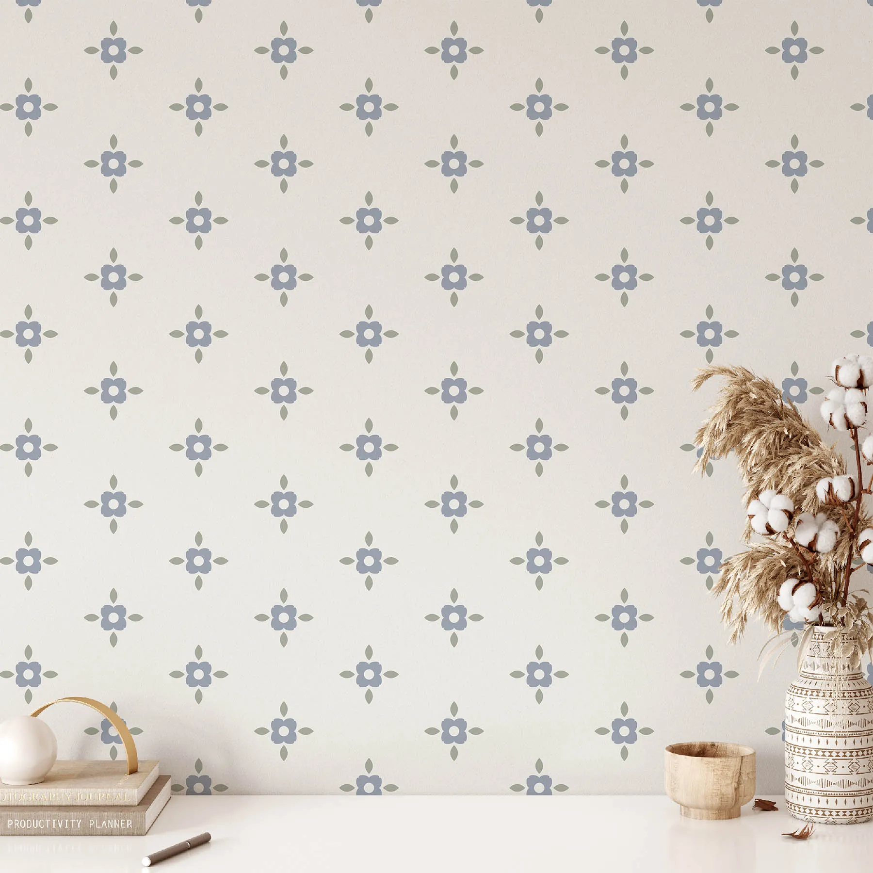 Elegant Floral Seamless Pattern preview 2