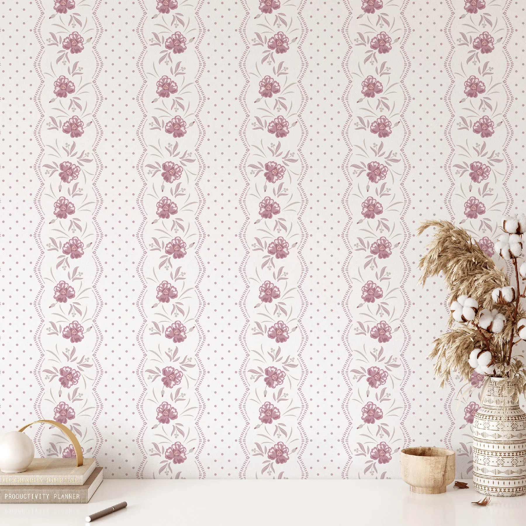 Floral Elegance Seamless Pattern preview 2